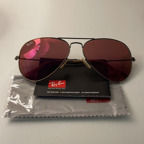 Ray-ban Activator Classic Violet Sunglasses - Picture 8 of 9